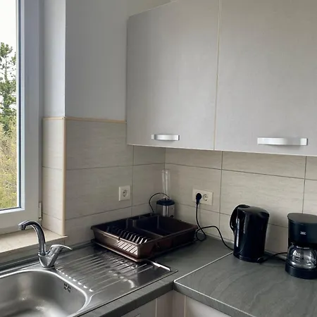 Apartment Modern And Spacious 3-bedroom With Balcony & Garden Near *